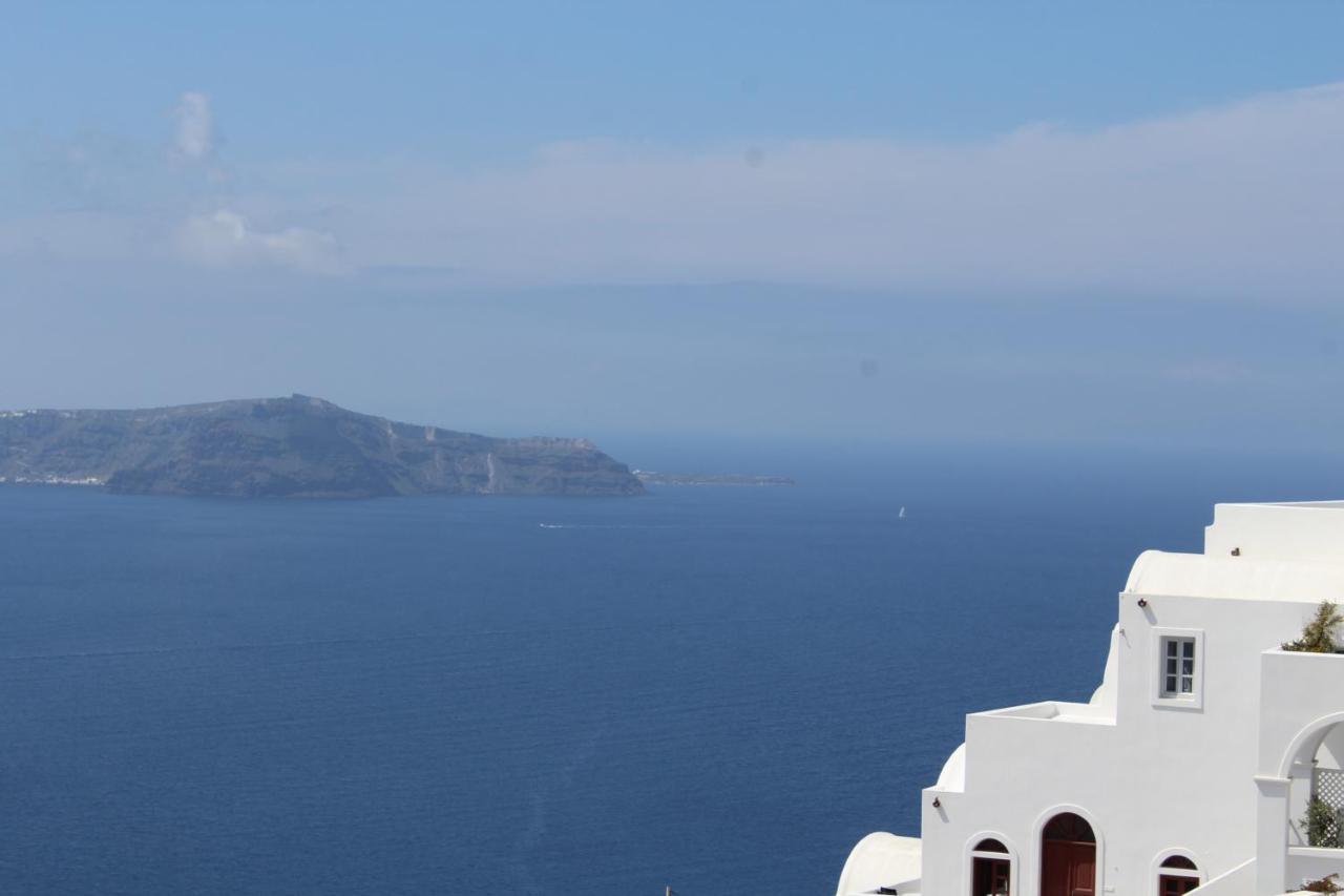 Neoklassiko Koukouli Hotel Fira  Exterior photo