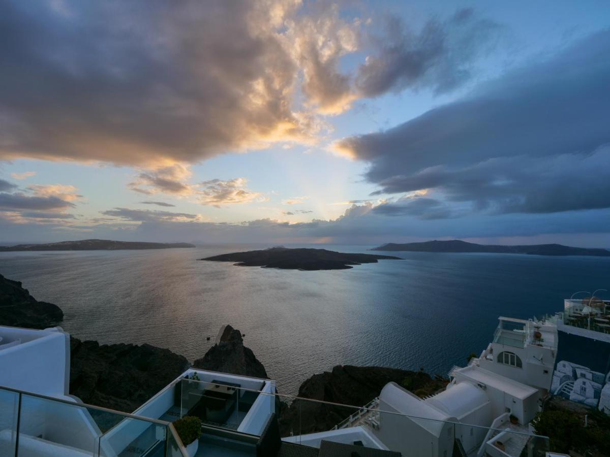 Neoklassiko Koukouli Hotel Fira  Exterior photo