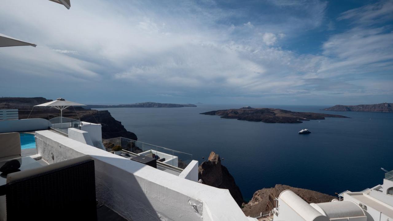 Neoklassiko Koukouli Hotel Fira  Exterior photo