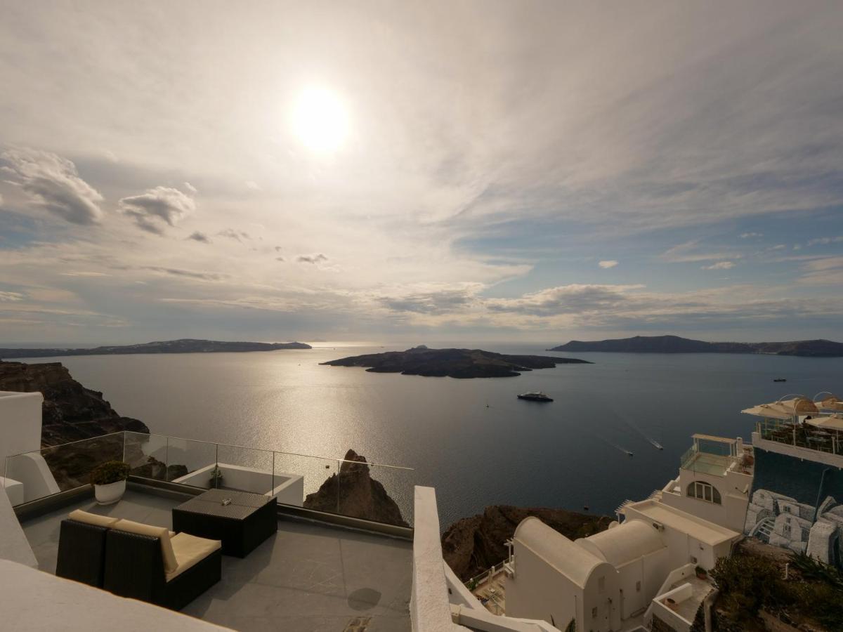 Neoklassiko Koukouli Hotel Fira  Exterior photo